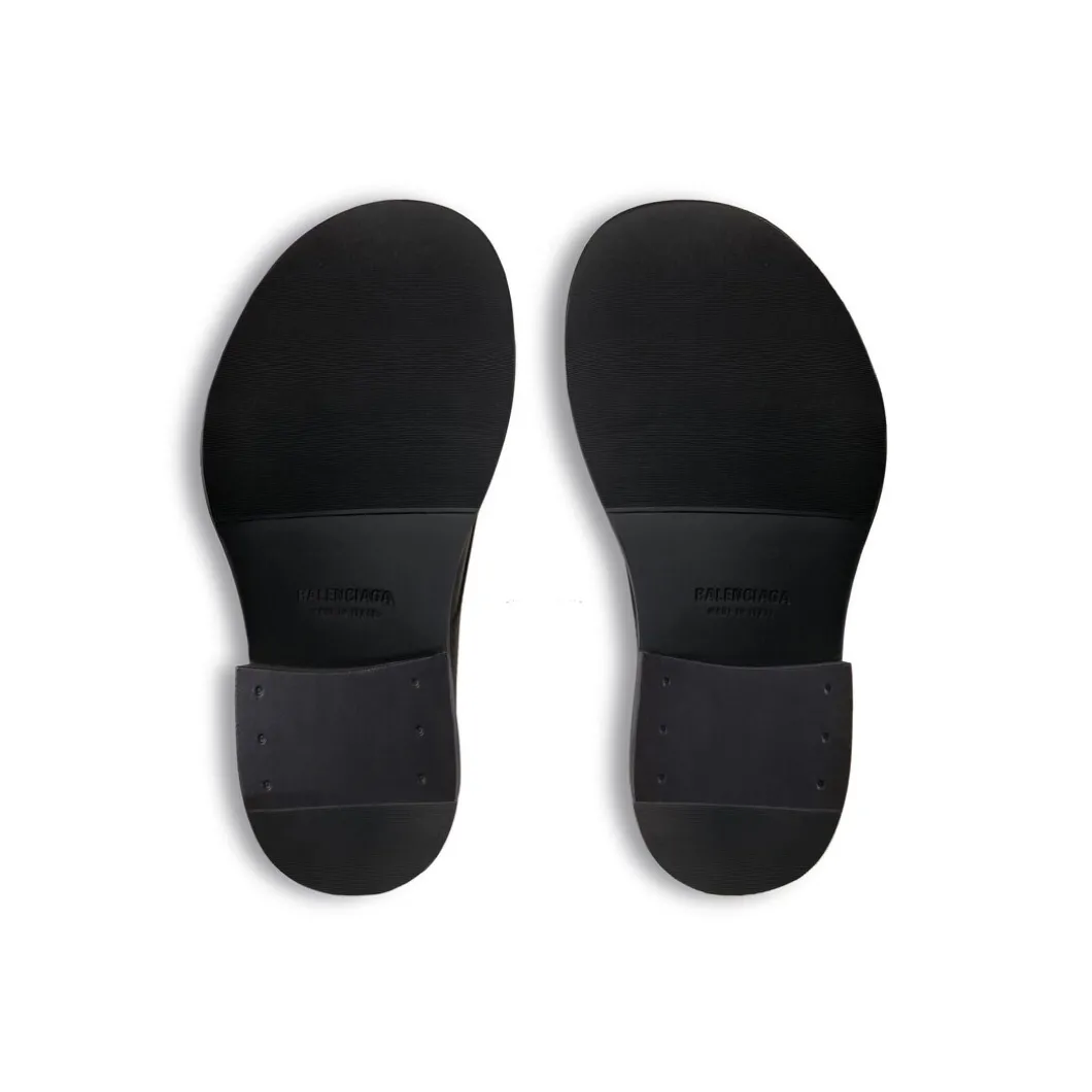 Derby Steroid da Donna in Nero