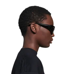 Occhiali Da Sole Swift Oval in Nero