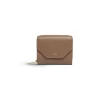 Portafoglio Compatto Envelope Con Patta  da Donna in Marrone Chiaro