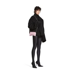 Portafoglio Con Catena Hourglass Con Lavorazione Coccodrillo da Donna in Rosa