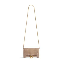 Portafoglio Con Catena Hourglass Con Lavorazione Coccodrillo da Donna in Marrone