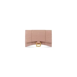 Portafoglio Hourglass Con Catena Con Lavorazione Coccodrillo da Donna in Beige
