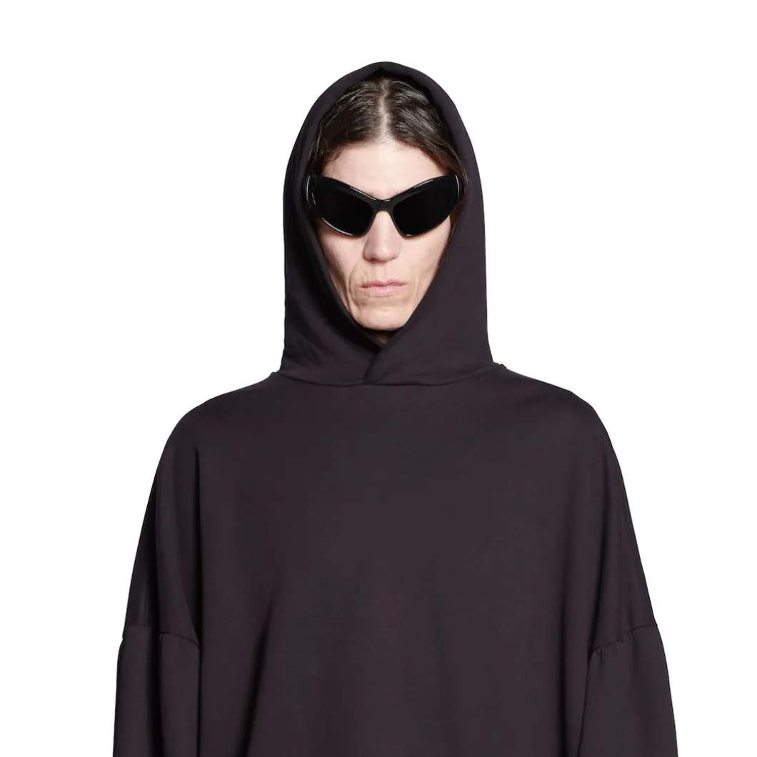 Round Hoodie Sample Sticker Oversize in Nero