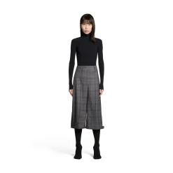 Short Lunghi Deconstructed da Donna in Grigio