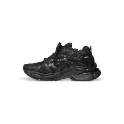 Sneaker Runner da Donna in Nero