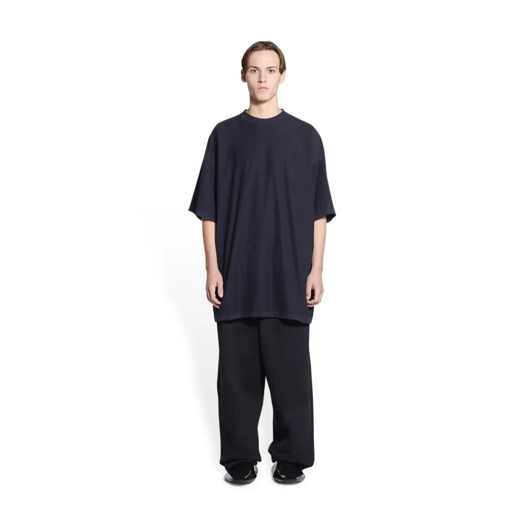 T-shirt Balenciaga Tab Oversized da Donna in Nero